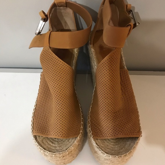 Marc Fisher espadrille wedge - Picture 2 of 6